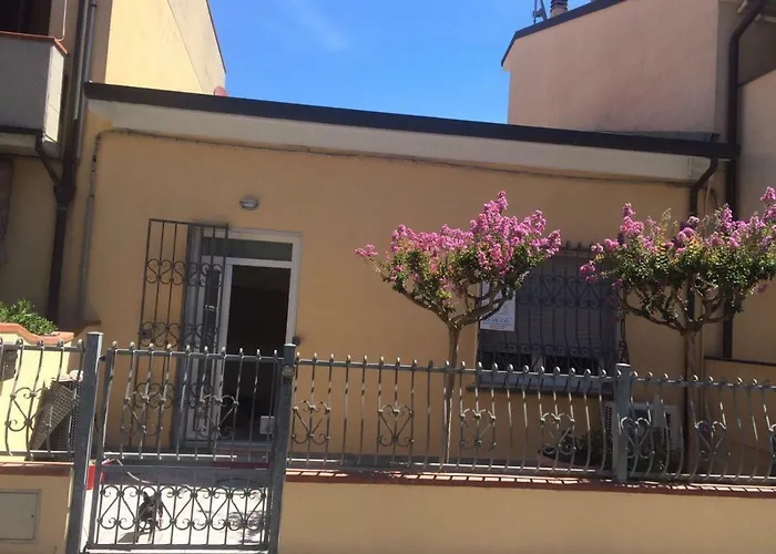 Smeralda House بيت للعطل