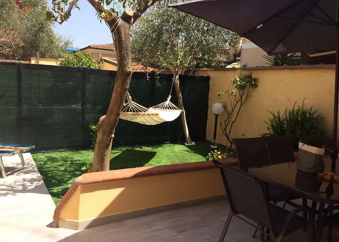 Smeralda House Vakantiehuis Viareggio